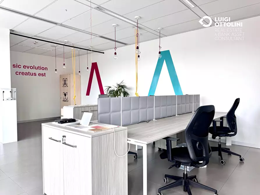 Immagine 26 di Ufficio in affitto  in Via Autostrada a Bergamo