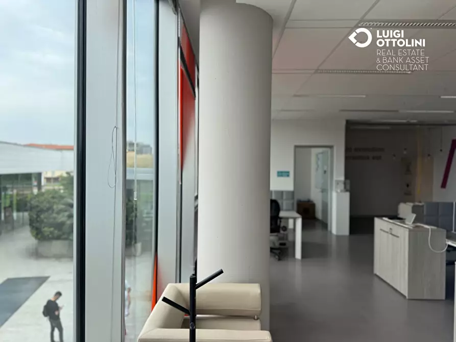 Immagine 36 di Ufficio in affitto  in Via Autostrada a Bergamo