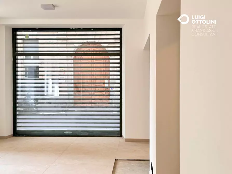 Immagine 14 di Negozio in affitto  in via san francesco d'Assisi 4 a Bergamo