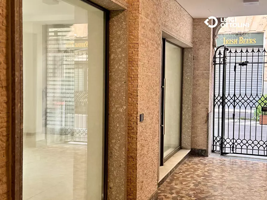 Immagine 15 di Negozio in affitto  in via san francesco d'Assisi 4 a Bergamo