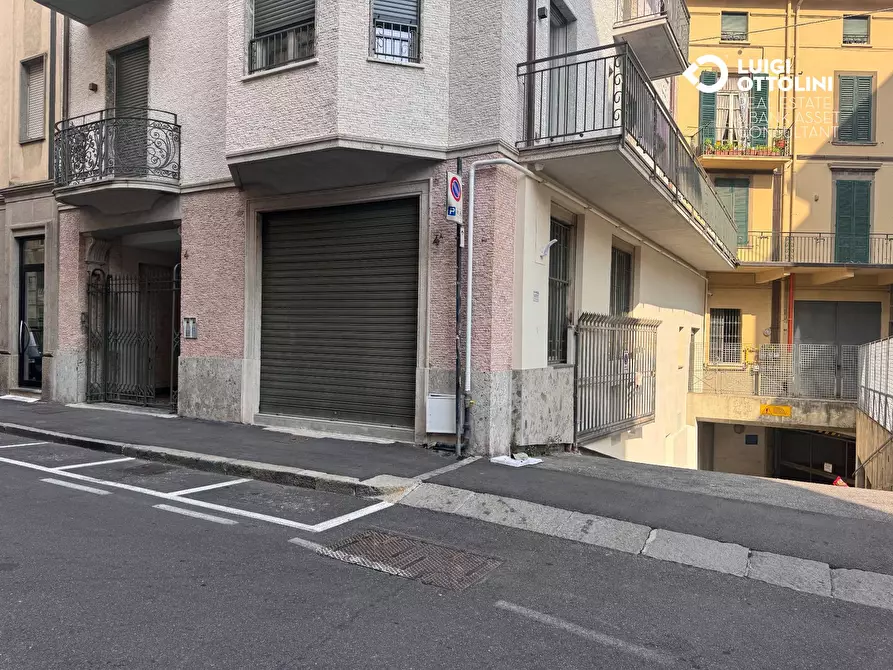 Immagine 17 di Negozio in affitto  in via san francesco d'Assisi 4 a Bergamo