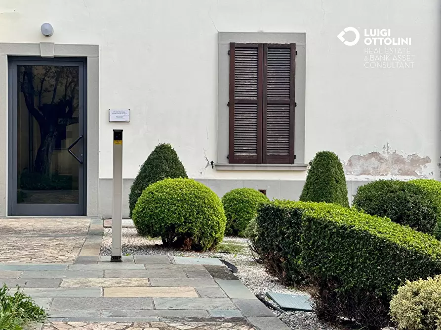 Immagine 15 di Negozio in vendita  in via Sant'Andrea 3 a Dalmine