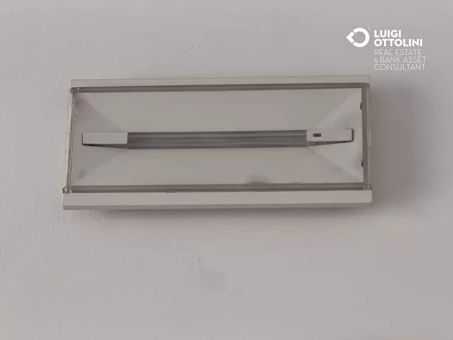 Immagine 32 di Negozio in vendita  in via Sant'Andrea 3 a Dalmine