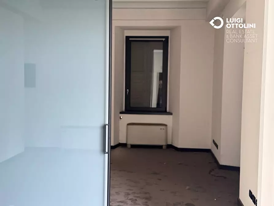 Immagine 48 di Negozio in vendita  in via Sant'Andrea 3 a Dalmine