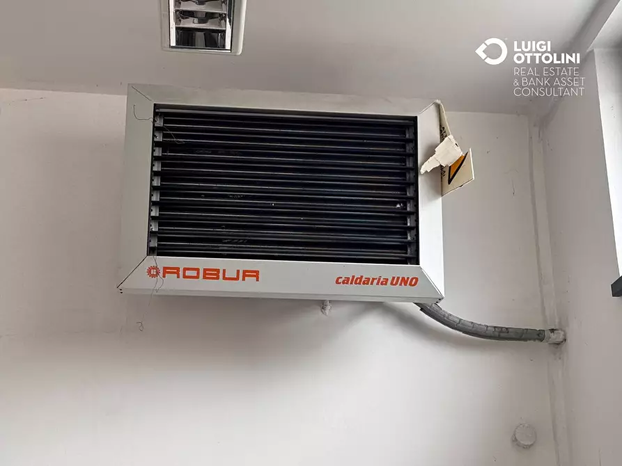 Immagine 44 di Capannone industriale in vendita  in via torre 5 a Almenno San Bartolomeo