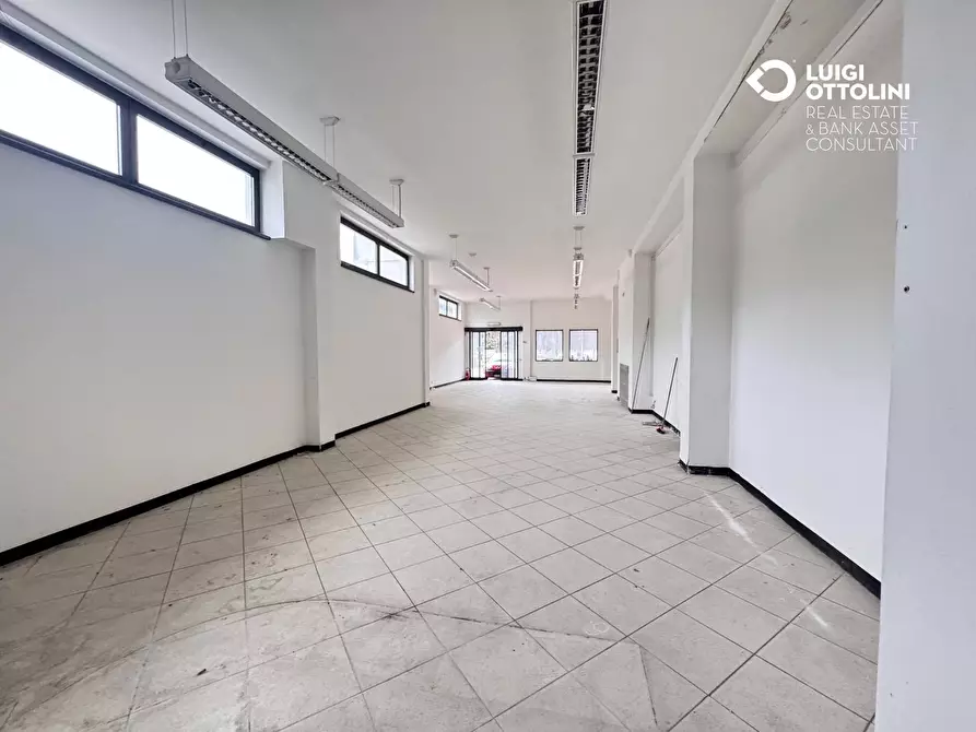 Immagine 45 di Capannone industriale in vendita  in via torre 5 a Almenno San Bartolomeo