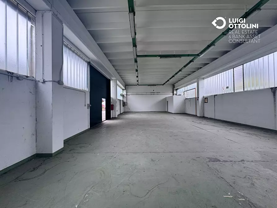 Immagine 3 di Capannone industriale in vendita  in via torre 5 a Almenno San Bartolomeo