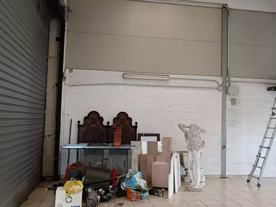Immagine 8 di Capannone industriale in vendita  in Via Nilde Iotti a Pieve Emanuele