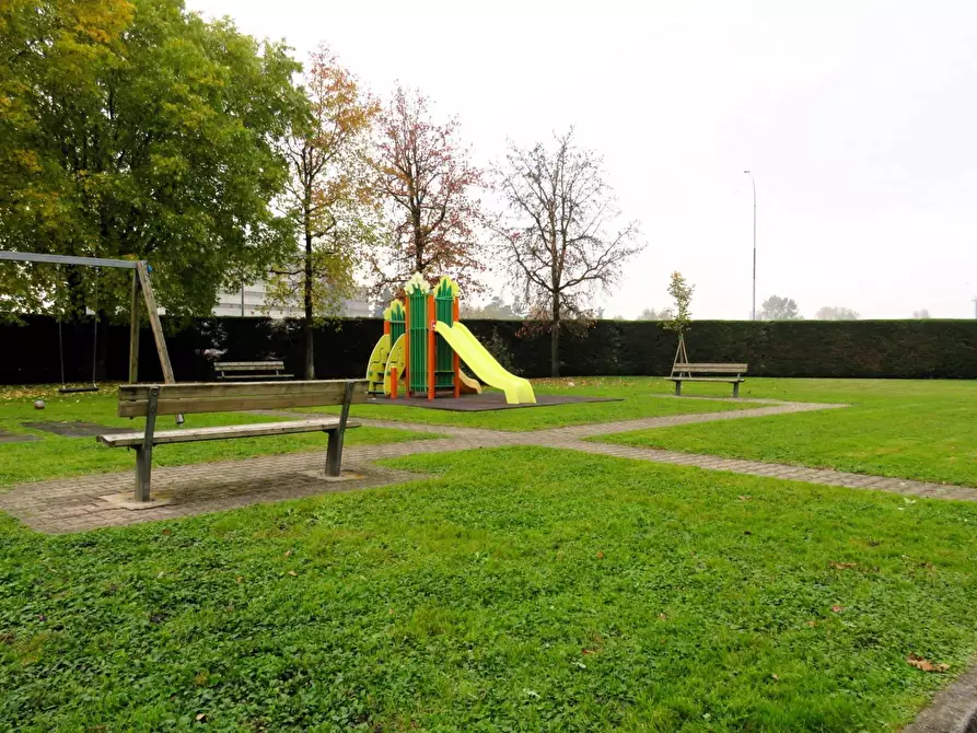 Immagine 46 di Villetta a schiera in vendita  in Via Paolo Borsellino 18 a Opera