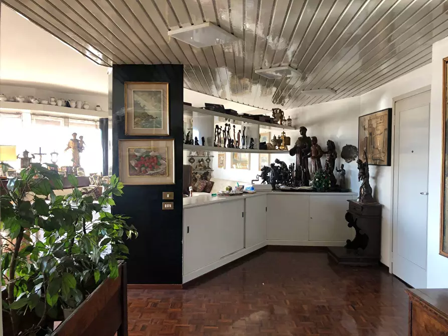 Immagine 4 di Appartamento in vendita  in Via Plinio 63 a Milano
