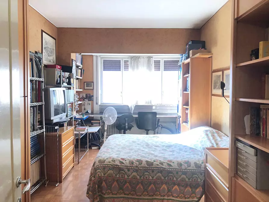 Immagine 17 di Appartamento in vendita  in Via Plinio 63 a Milano