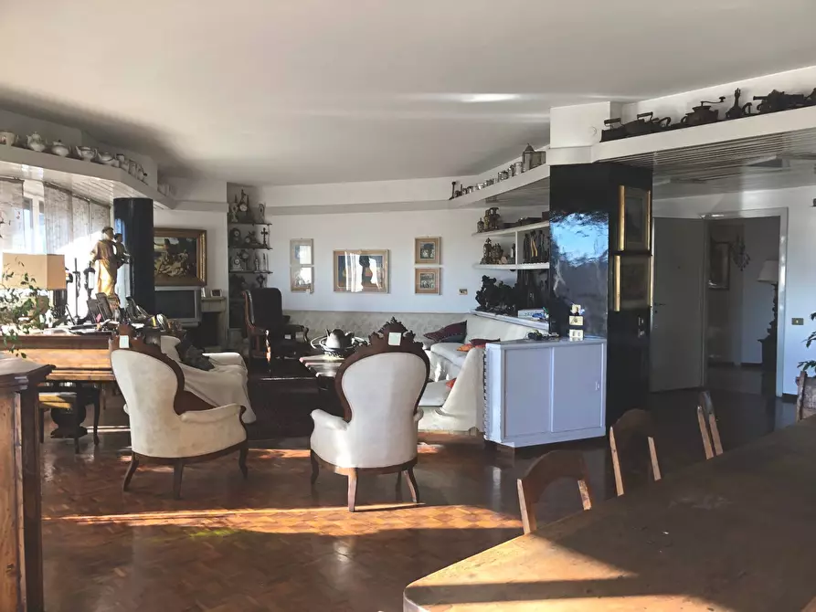 Immagine 13 di Appartamento in vendita  in Via Plinio 63 a Milano