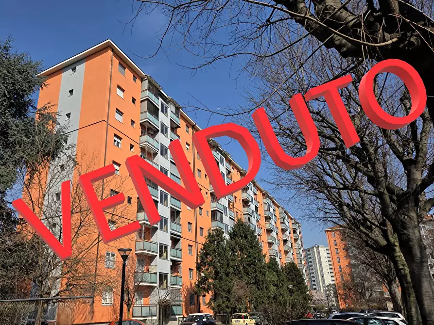 Immagine 2 di Appartamento in vendita  in Via Ugo Betti 141 a Milano