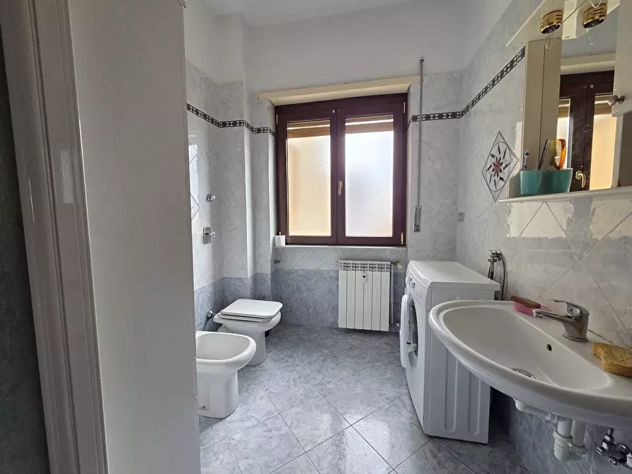 Immagine 22 di Appartamento in vendita  in Via Dandolo 6 a Opera