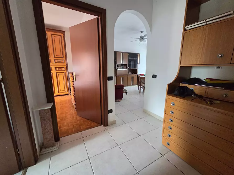 Immagine 13 di Appartamento in vendita  in Via Dandolo 6 a Opera