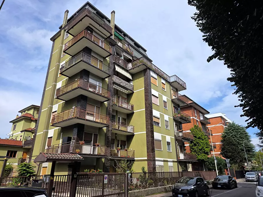 Immagine 28 di Appartamento in vendita  in Via Dandolo 6 a Opera