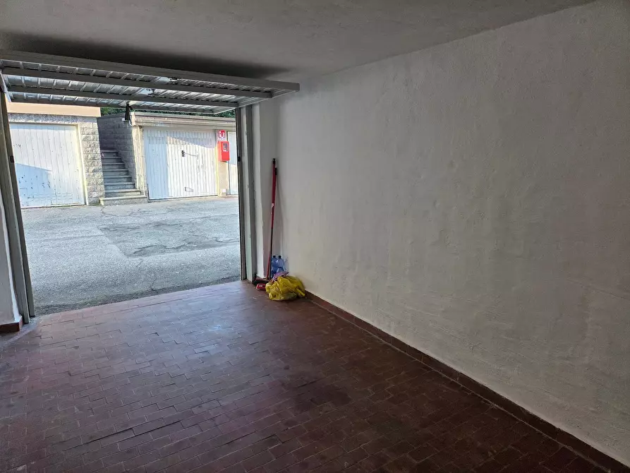 Immagine 8 di Box auto in vendita  in Via Lombardia 8 a Buccinasco