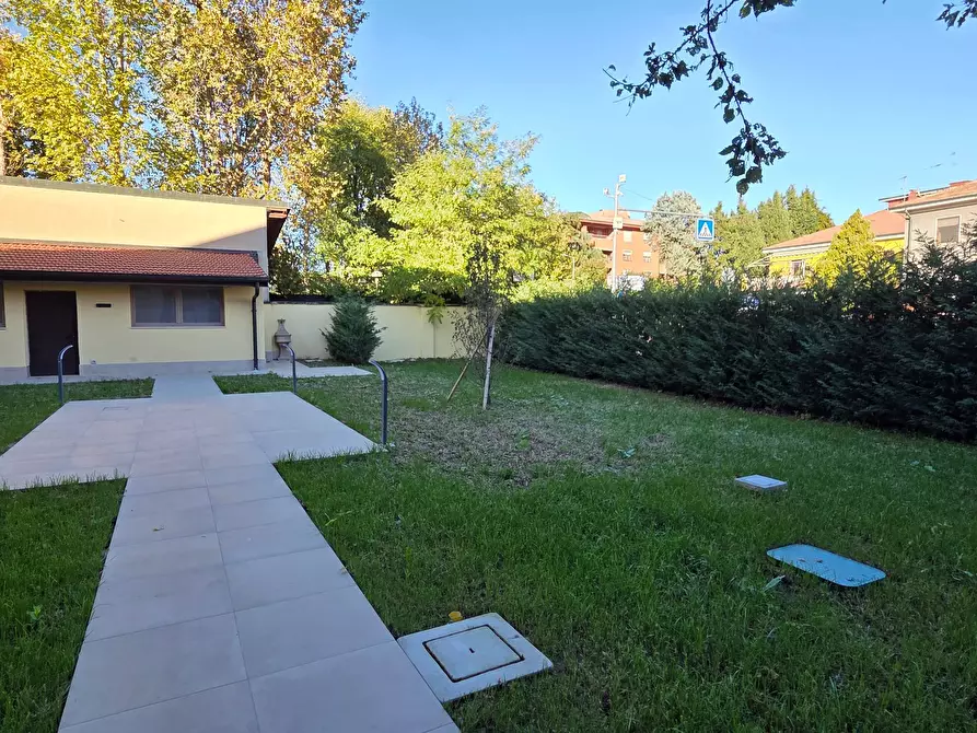 Immagine 51 di Villa in vendita  in Via Dante 33 a Opera