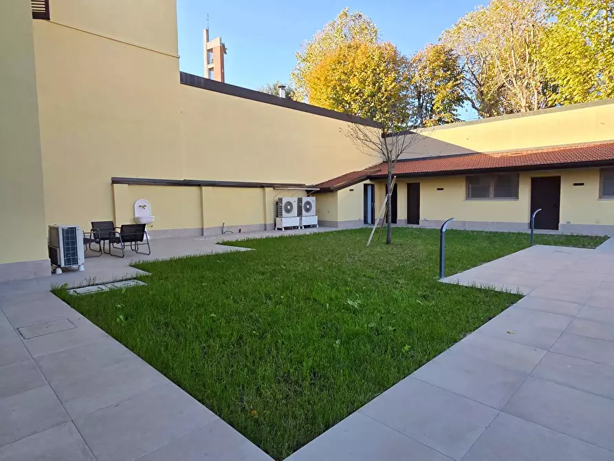 Immagine 52 di Villa in vendita  in Via Dante 33 a Opera