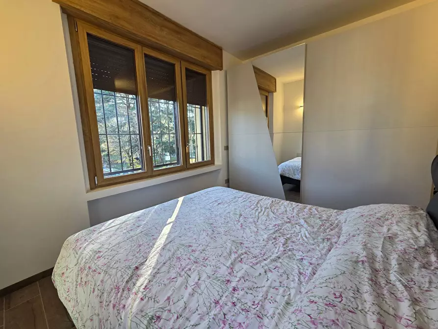 Immagine 43 di Villa in vendita  in Via Dante 33 a Opera