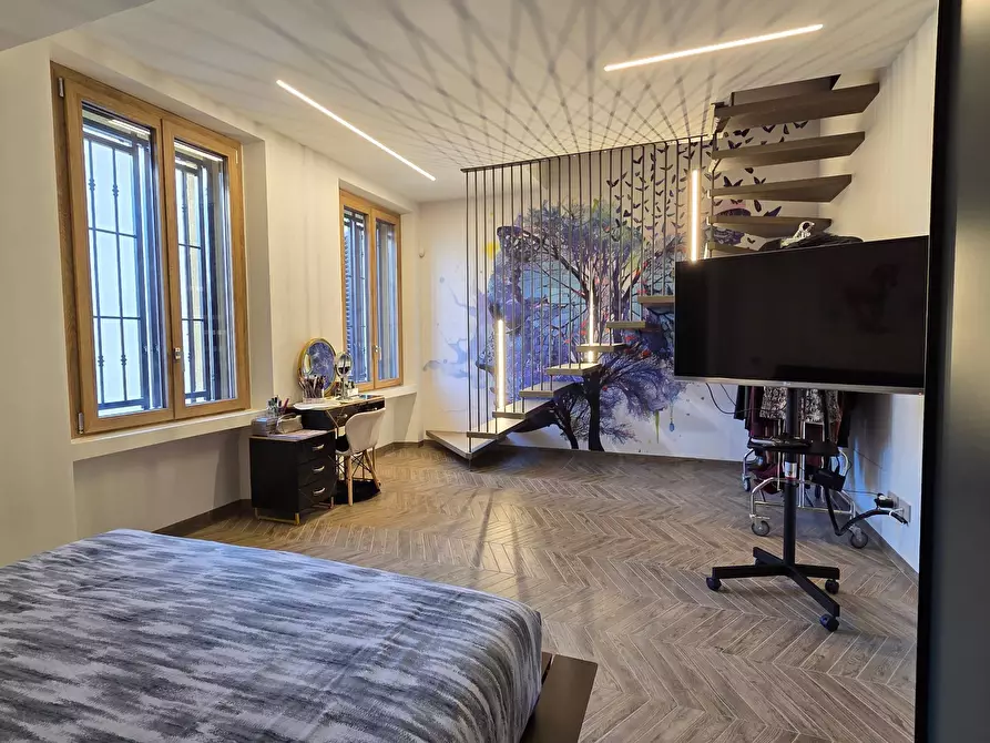 Immagine 18 di Villa in vendita  in Via Dante 33 a Opera