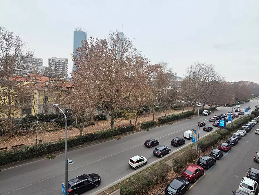 Immagine 11 di Appartamento in vendita  in Viale Ezio 9 a Milano