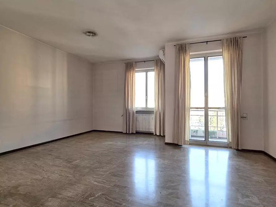 Immagine 6 di Appartamento in vendita  in Via Sporting Mirasole 6 a Opera