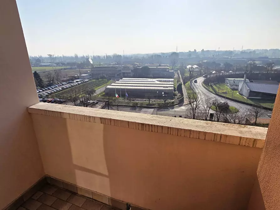 Immagine 15 di Appartamento in vendita  in Via Sporting Mirasole 6 a Opera