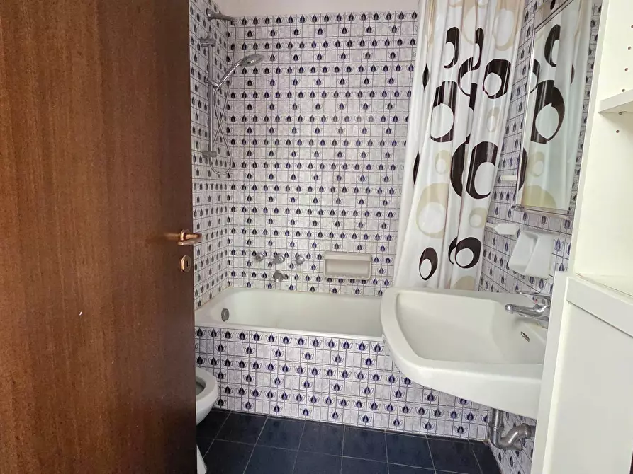 Immagine 36 di Appartamento in vendita  in Via Sporting Mirasole 6 a Opera