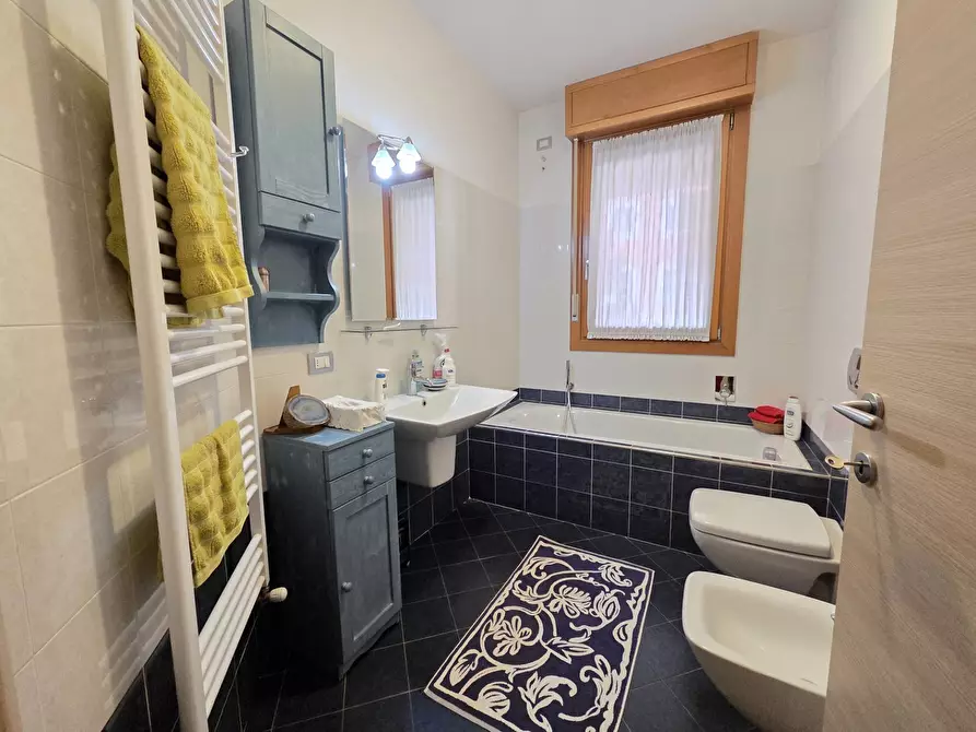 Immagine 31 di Appartamento in vendita  in Via Toscana 13 a Opera