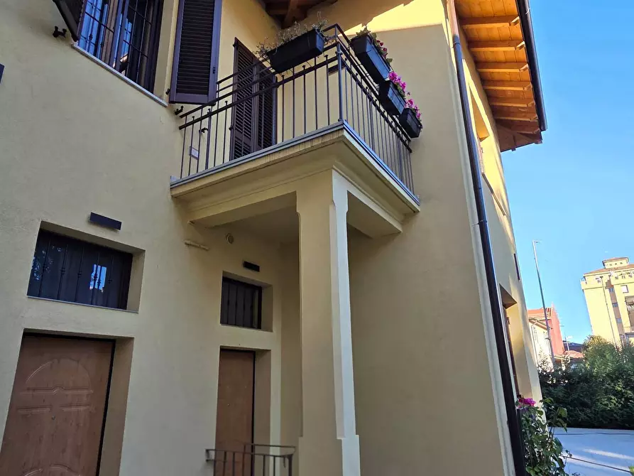 Immagine 92 di Casa semindipendente in vendita  in Via Dante 33 a Opera