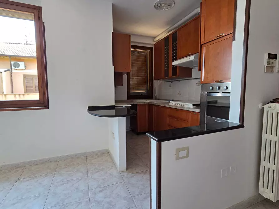 Immagine 5 di Appartamento in vendita  in via manzoni 3 a Torrevecchia Pia