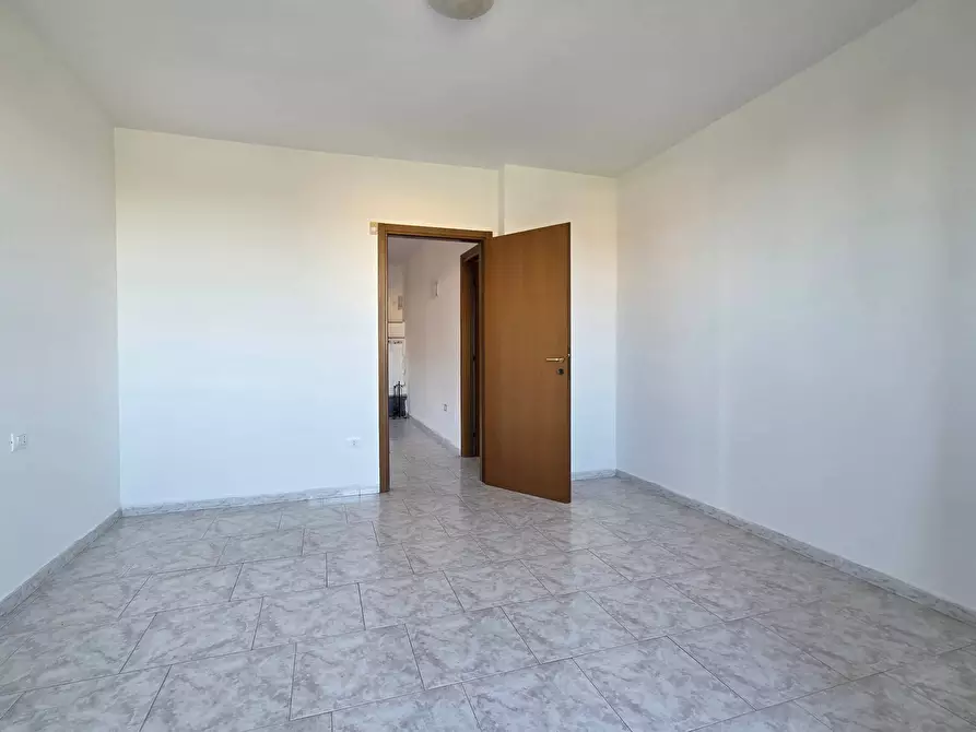 Immagine 10 di Appartamento in vendita  in via manzoni 3 a Torrevecchia Pia