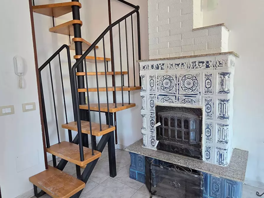 Immagine 19 di Appartamento in vendita  in via manzoni 3 a Torrevecchia Pia