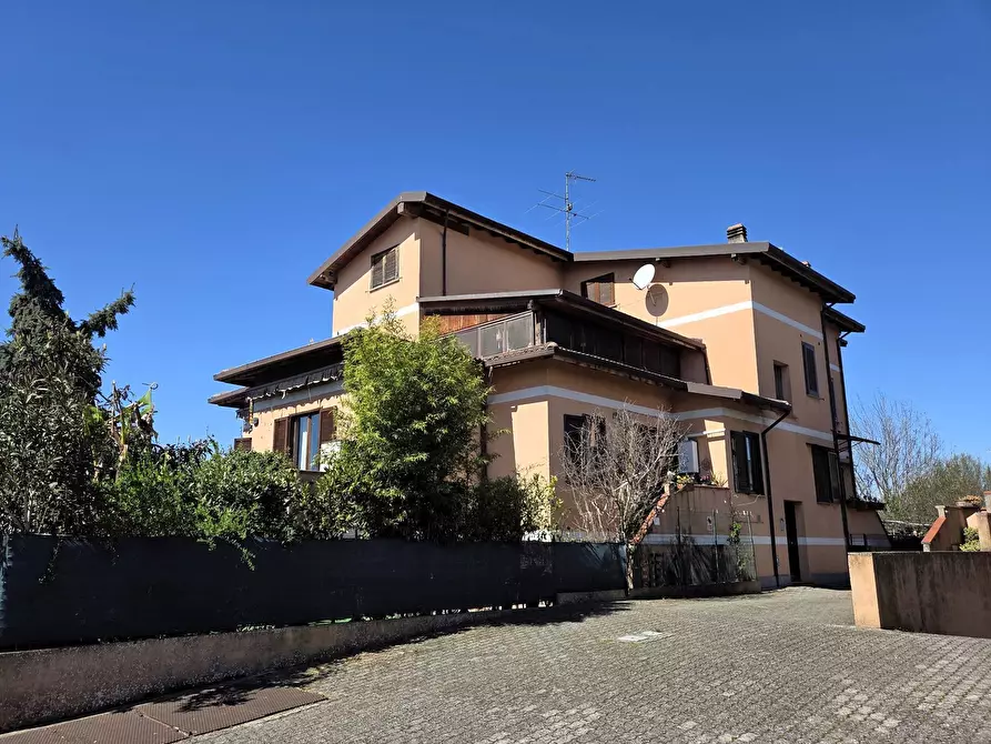 Immagine 1 di Appartamento in vendita  in via manzoni 3 a Torrevecchia Pia