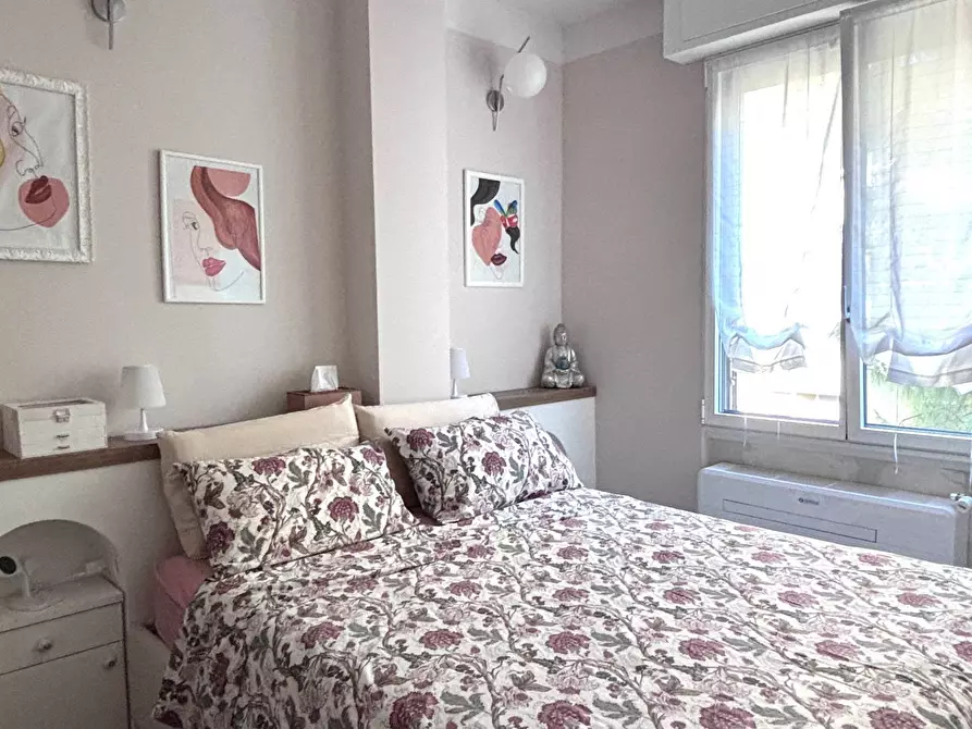Immagine 3 di Appartamento in vendita  in Alzaia Naviglio Pavese a Milano
