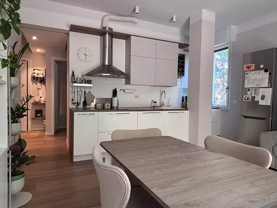 Immagine 9 di Appartamento in vendita  in Alzaia Naviglio Pavese a Milano
