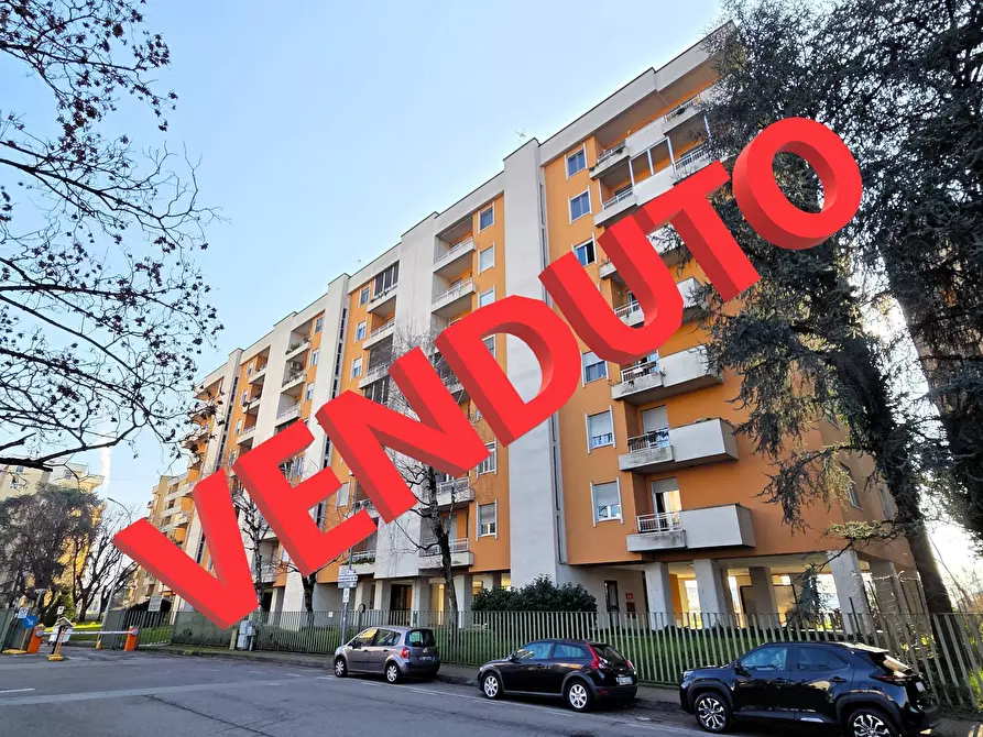 Immagine 1 di Appartamento in vendita  in Via Sporting Mirasole 6 a Opera