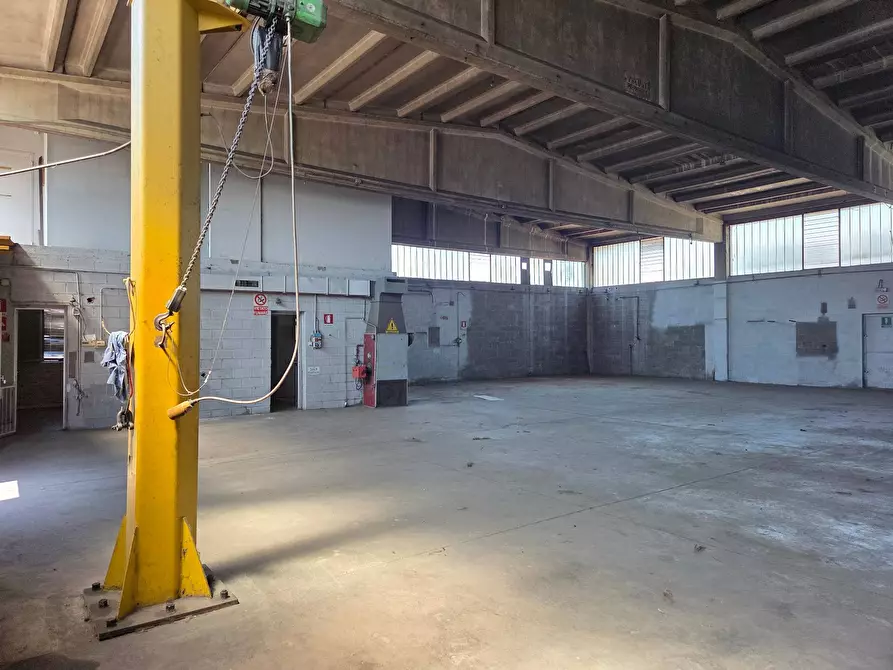 Immagine 3 di Capannone industriale in vendita  in Via Greppi 4 a Pieve Emanuele