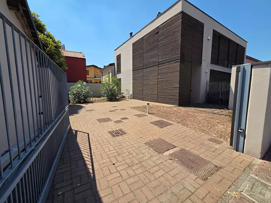 Immagine 45 di Appartamento in affitto  in Via Cesare Battisti 3 a Opera