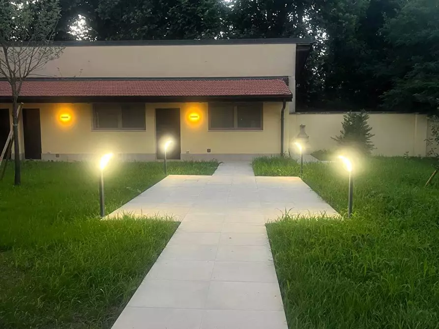 Immagine 43 di Casa semindipendente in vendita  in Via Dante 33 a Opera