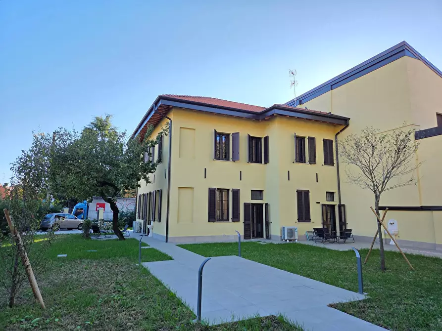 Immagine 26 di Casa semindipendente in vendita  in Via Dante 33 a Opera