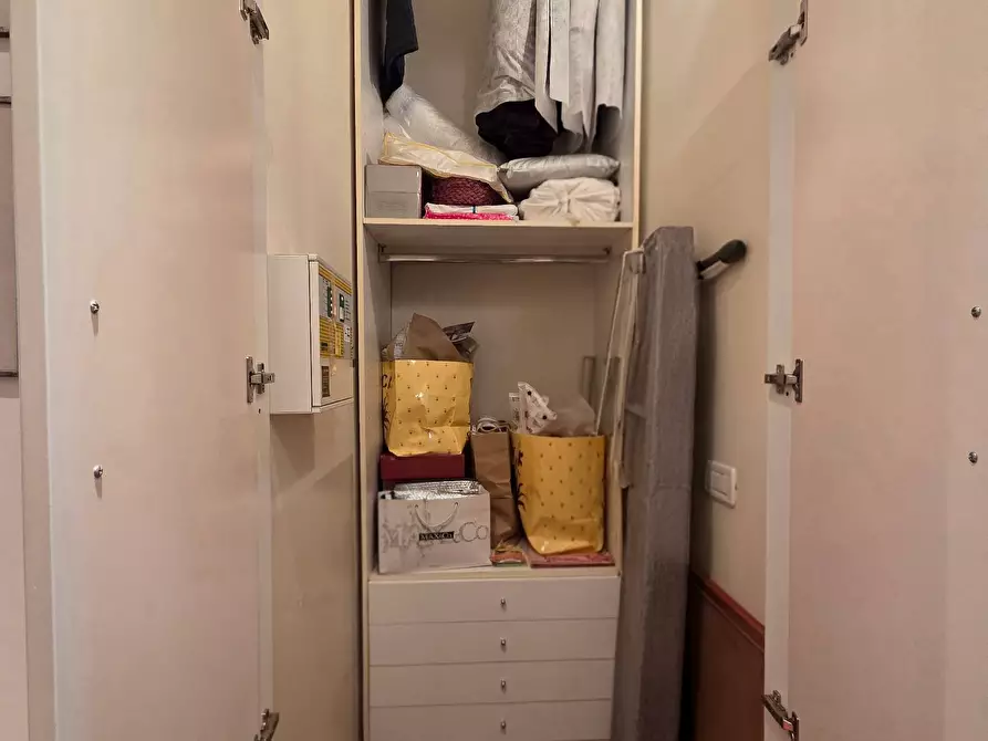 Immagine 38 di Appartamento in vendita  in Viale Ezio 9 a Milano