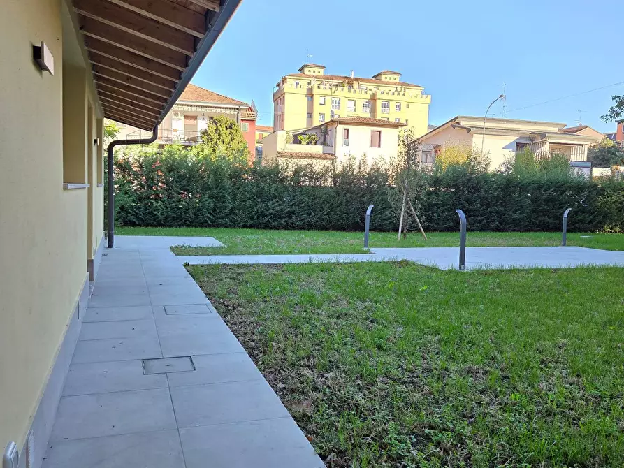 Immagine 33 di Casa semindipendente in vendita  in Via Dante 33 a Opera