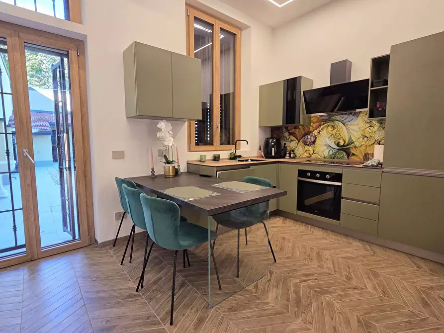Immagine 5 di Villa in vendita  in Via Dante 33 a Opera
