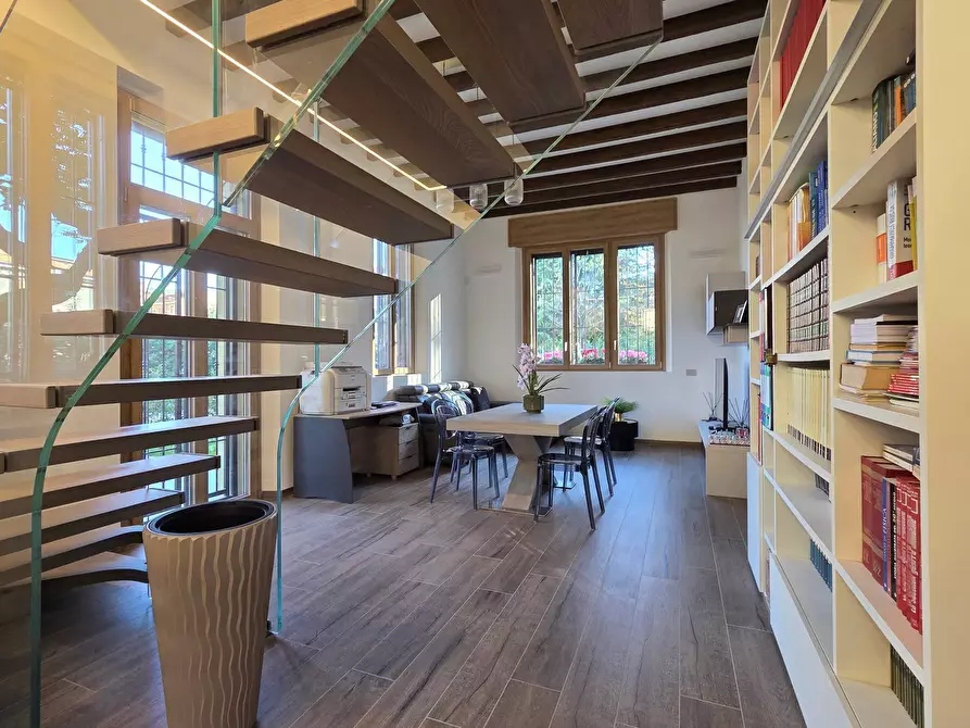 Immagine 46 di Villa in vendita  in Via Dante 33 a Opera