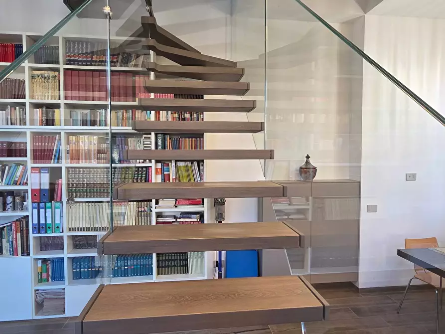 Immagine 54 di Villa in vendita  in Via Dante 33 a Opera