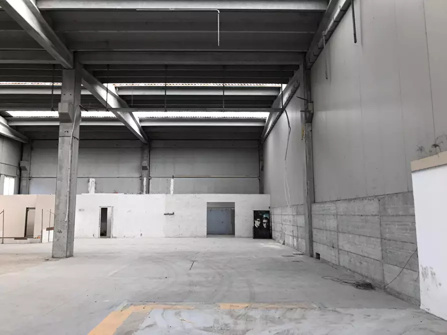 Immagine 7 di Capannone industriale in vendita  in Ponte Delle Tavole a Benevento