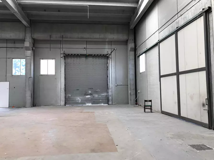 Immagine 10 di Capannone industriale in vendita  in Ponte Delle Tavole a Benevento