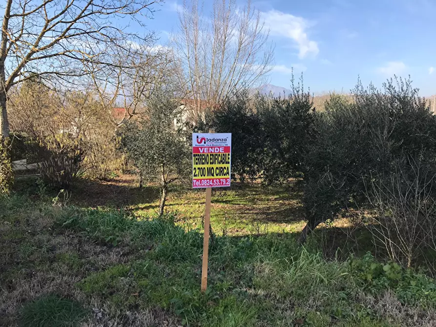 Immagine 2 di Terreno residenziale in vendita  in Santa Clementina a Benevento